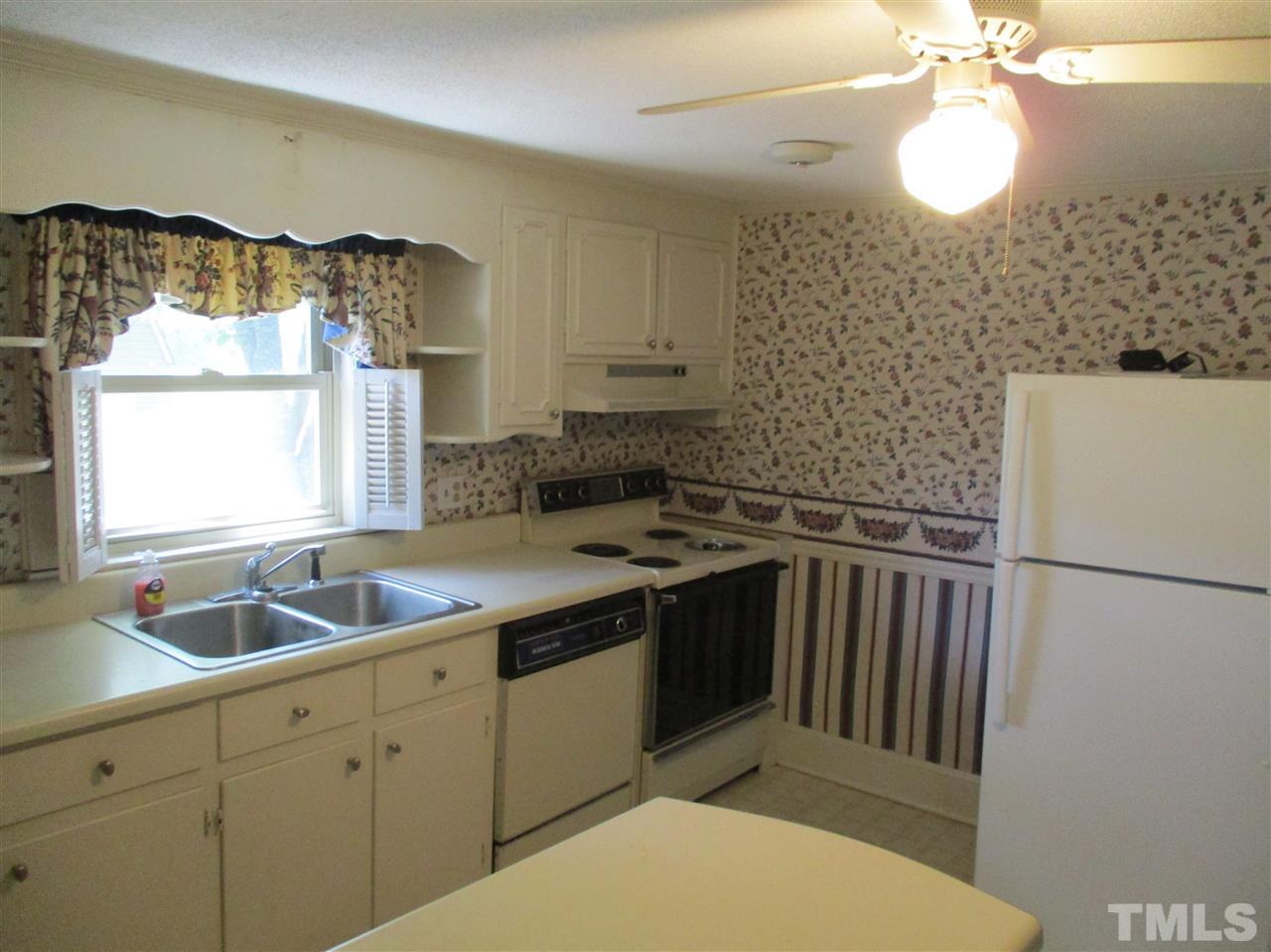 4570 Rains Crossroads Road Princeton, NC 27569 - Photo 13 of 22 Gallery Image 13