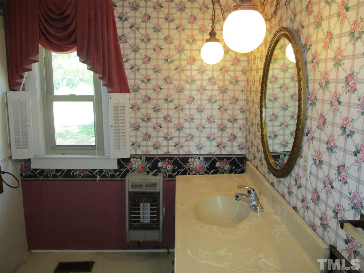 4570 Rains Crossroads Road Princeton, NC 27569 - Photo 10 of 22 Gallery Image 10