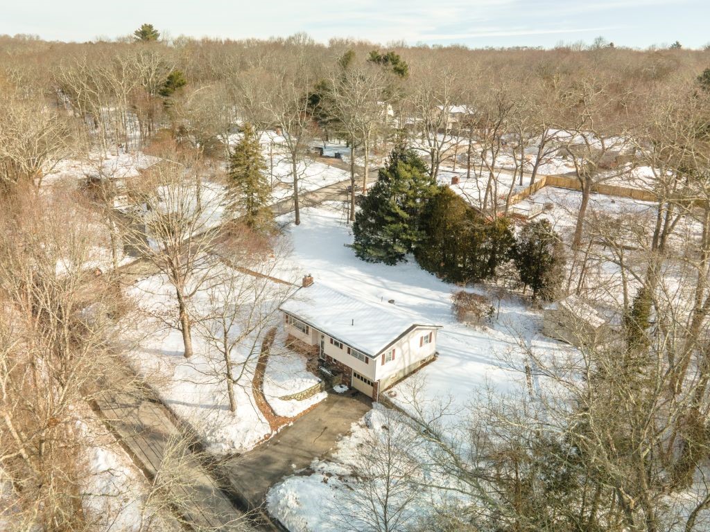 68 Old Rockville Road Hopkinton, RI 02833 - Photo 3 of 37