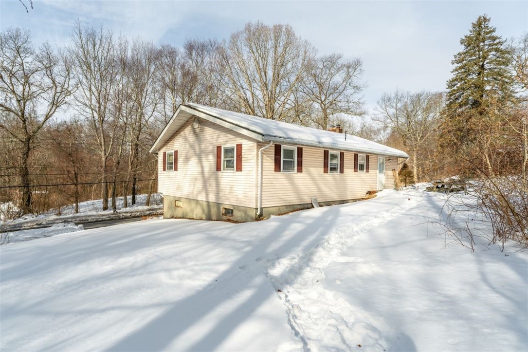 68 Old Rockville Road Hopkinton, RI 02833 - Photo 8 of 37