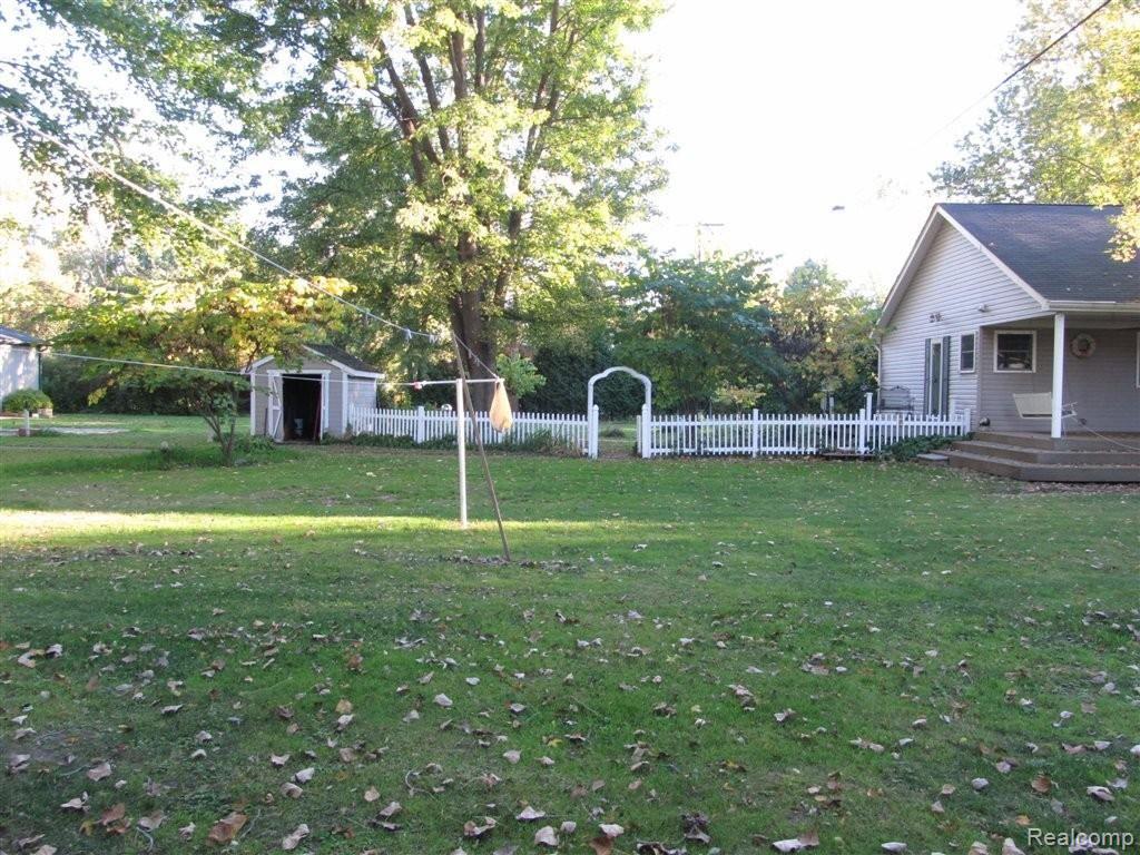 24145 Waltz Road New Boston, MI 48164 - Photo 27 of 37 IMG_2756.JPG