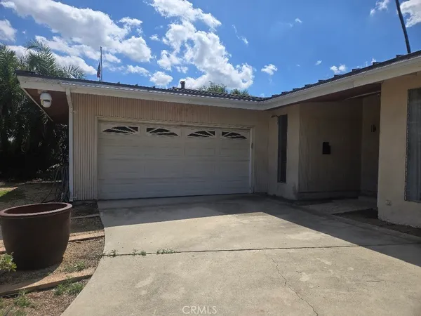 $3,000 | 1214 Mulberry Lane, Corona, CA 92879