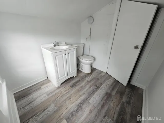 $399,000 | 313 Rhode Hall Road, Jamesburg, NJ 08831