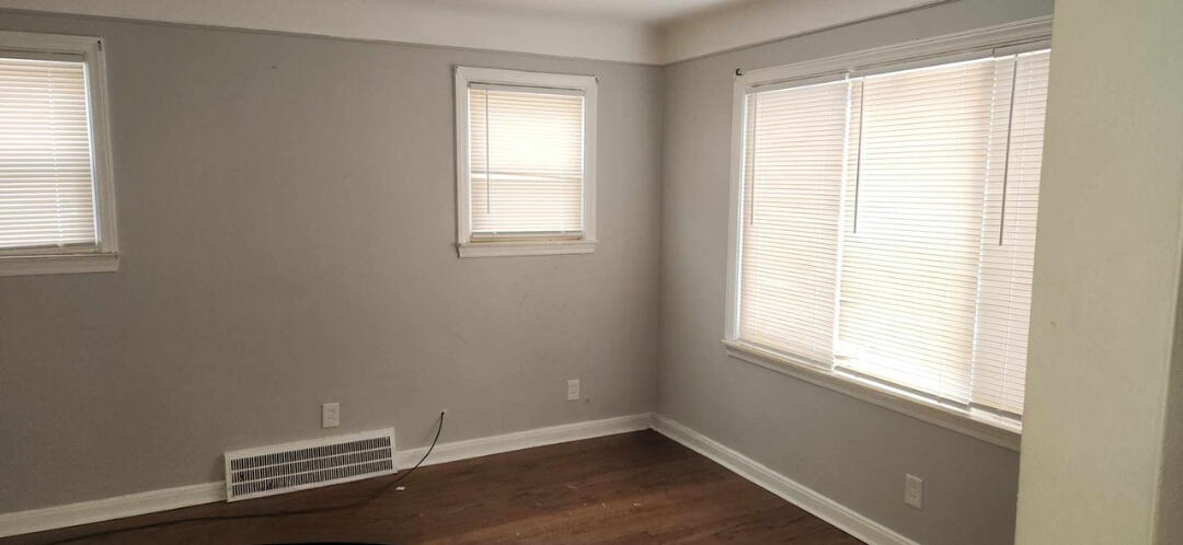 11776 Rossiter Street Detroit, MI 48224 - Photo 6 of 9 20260118_103225