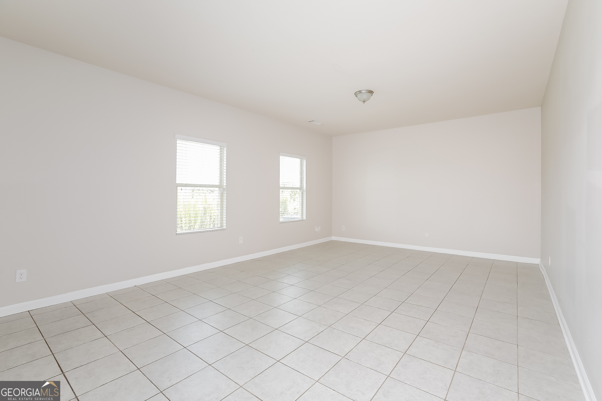 694 Independence Avenue Pendergrass, GA 30567 - Photo 2 of 17