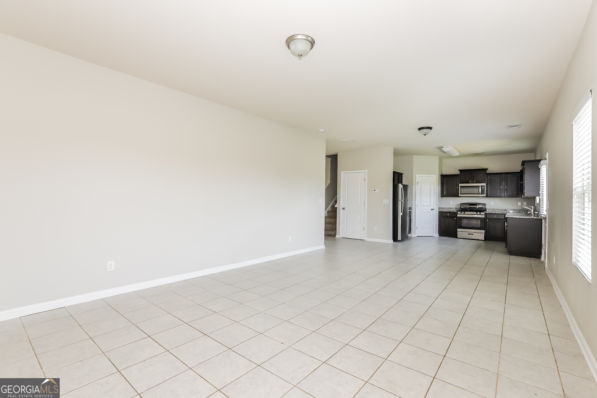 694 Independence Avenue Pendergrass, GA 30567 - Photo 3 of 17