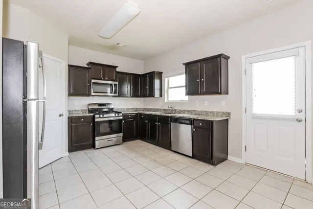 $2,045 | 694 Independence Avenue, Pendergrass, GA 30567