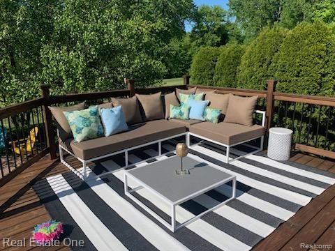 35280 Spring Hill Road Farmington Hills, MI 48331 - Photo 6 of 62