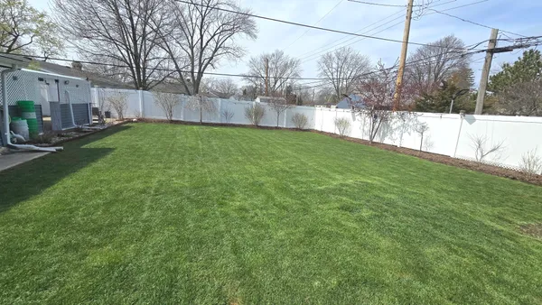 $319,000 | 714 Russet Lane, Streamwood, IL 60107