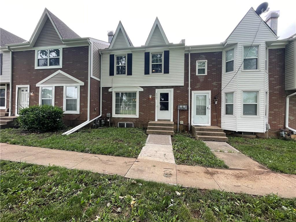 6507 East 128th Street, Grandview, MO 64030 Compass