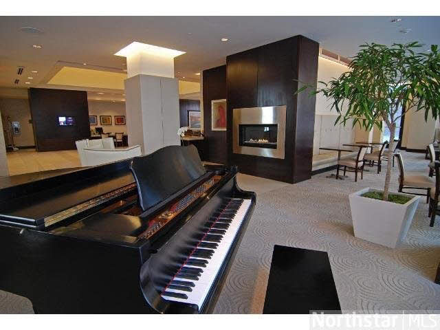 201 South 11th Street, Unit 2500 Minneapolis, MN 55403 - Photo 13 of 18