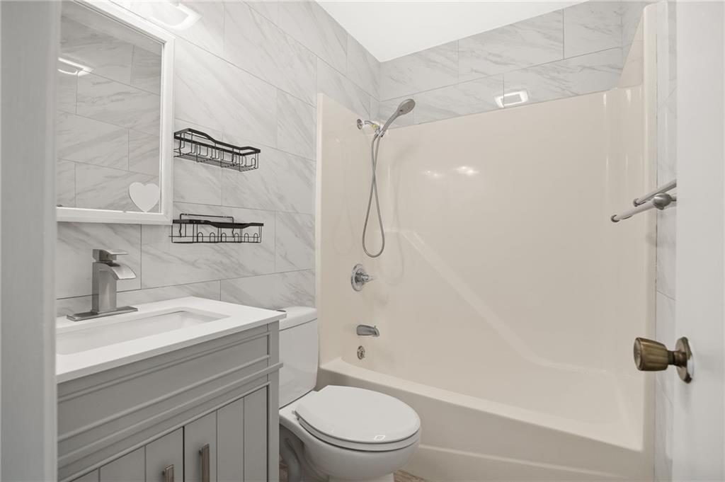 3308 Chris Hessler Road St. Joseph, MO 64506 - Photo 18 of 39