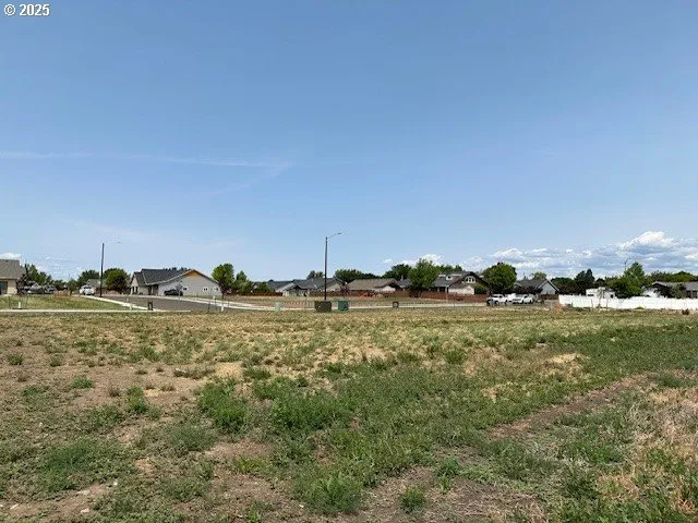 a view of an outdoor space and yard