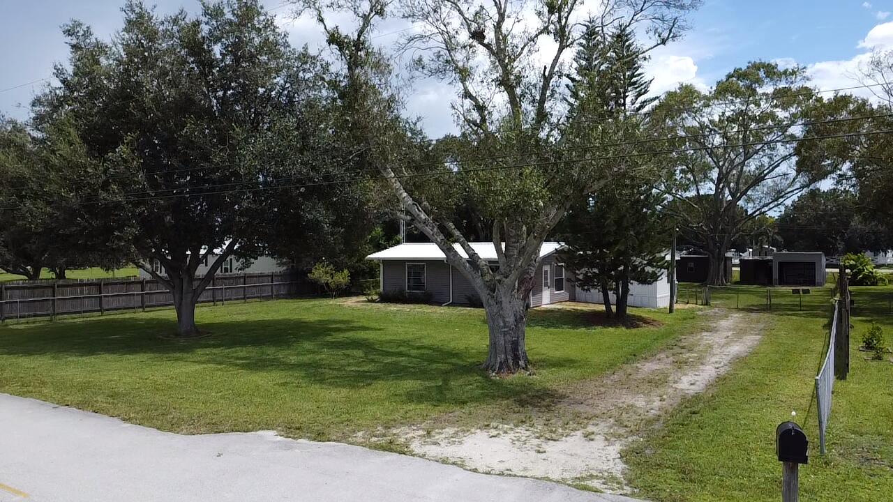 1214 Alligator Road Moore Haven, FL 33471 - Photo 2 of 31 2026-08-27-14-04-47-461