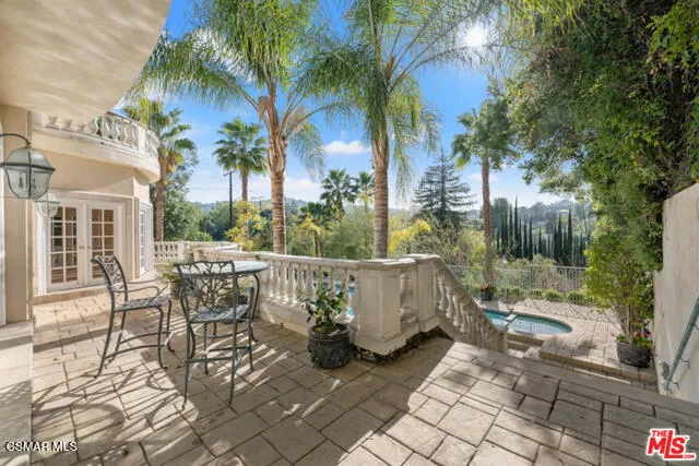 $19,000 | 4440 Hayvenhurst Avenue, Encino, CA 91436