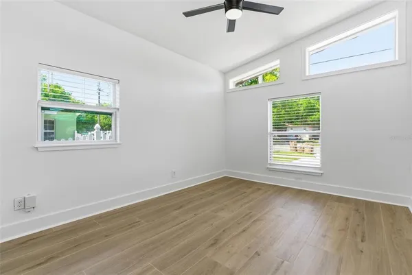 $3,400 | 3916 West Iowa Avenue, Tampa, FL 33616