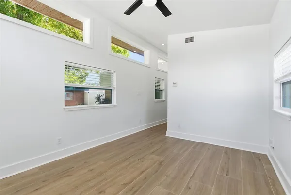 $3,400 | 3916 West Iowa Avenue, Tampa, FL 33616