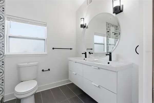 $3,400 | 3916 West Iowa Avenue, Tampa, FL 33616