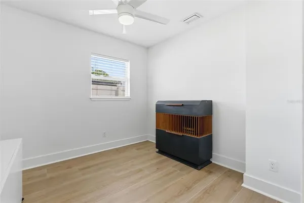 $3,400 | 3916 West Iowa Avenue, Tampa, FL 33616