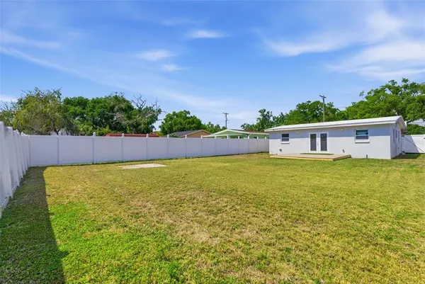 $3,400 | 3916 West Iowa Avenue, Tampa, FL 33616