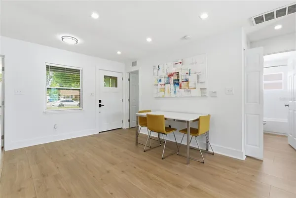 $3,400 | 3916 West Iowa Avenue, Tampa, FL 33616