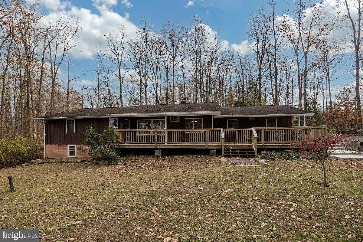 622 Kulp Road Perkiomenville, PA 18074 - Photo 27 of 46 Front
