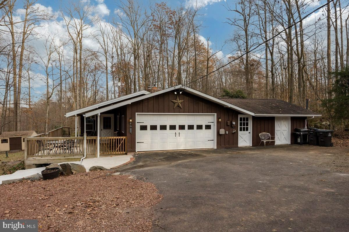 622 Kulp Road Perkiomenville, PA 18074 - Photo 30 of 46 Garage