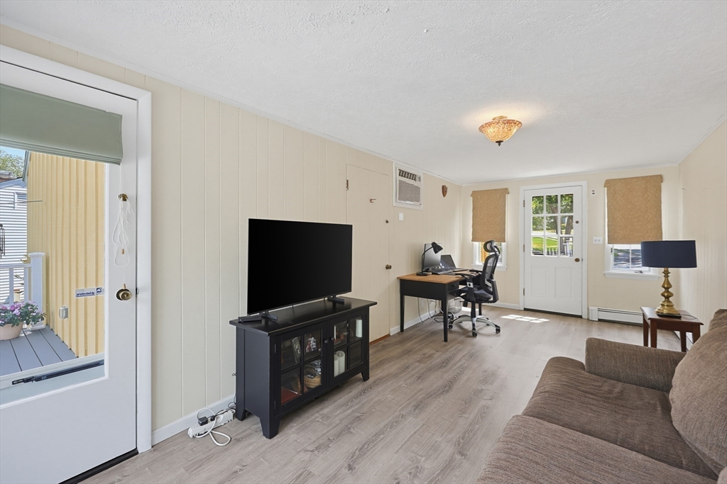 19 Belmont Road Wakefield, MA 01880 - Photo 18 of 42