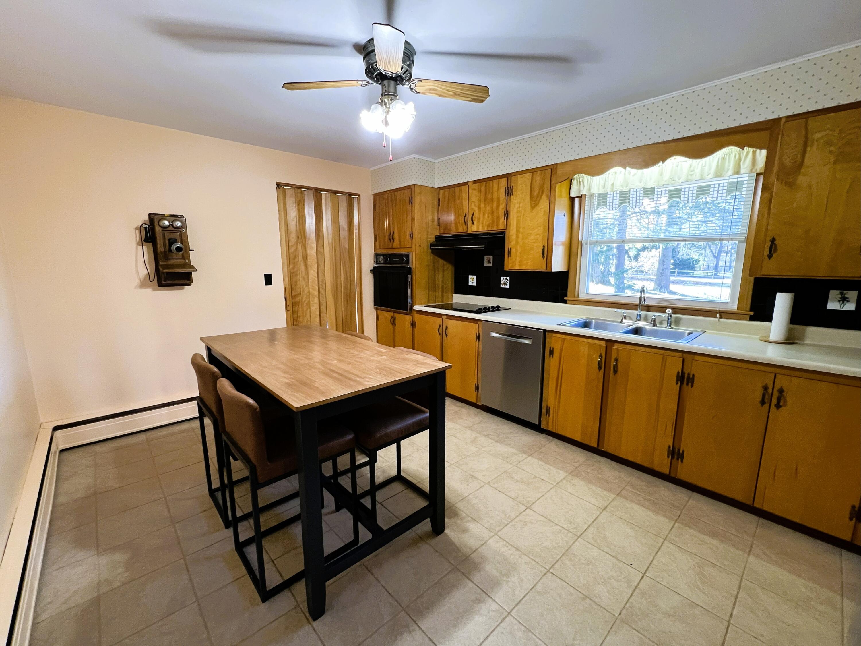 132 Purinton Avenue Augusta, ME 04330 - Photo 11 of 55 IMG_2797