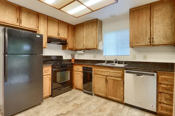 $1,191,000 | 7430 Henness Ridge Road, Yosemite National Park, CA 95389