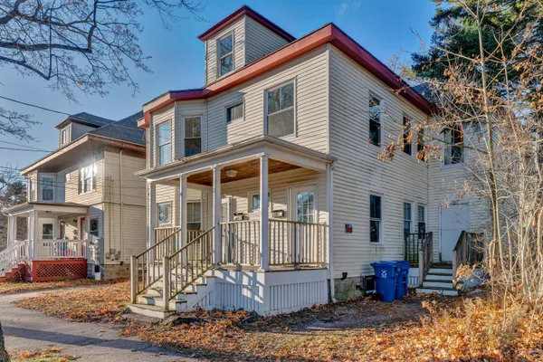 $799,000 | 10 Deane Street, Portland, ME 04102