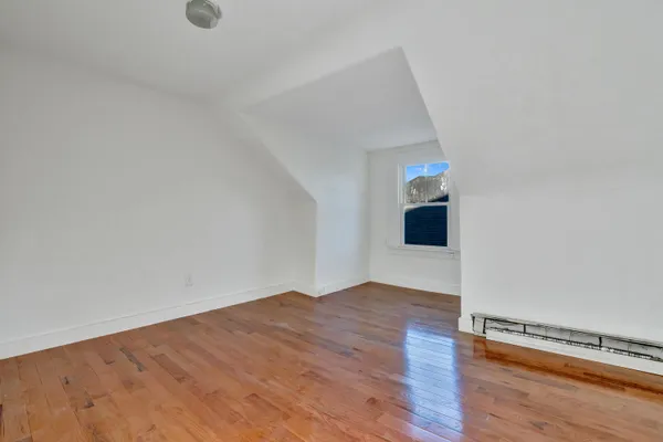 $799,000 | 10 Deane Street, Portland, ME 04102