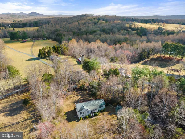 $470,000 | 5585 Sperryville Pike, Boston, VA 22713