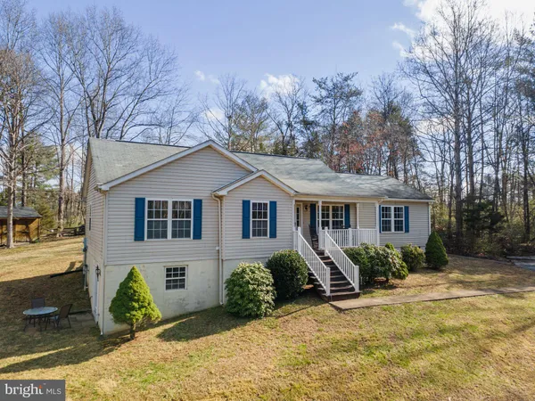 $470,000 | 5585 Sperryville Pike, Boston, VA 22713