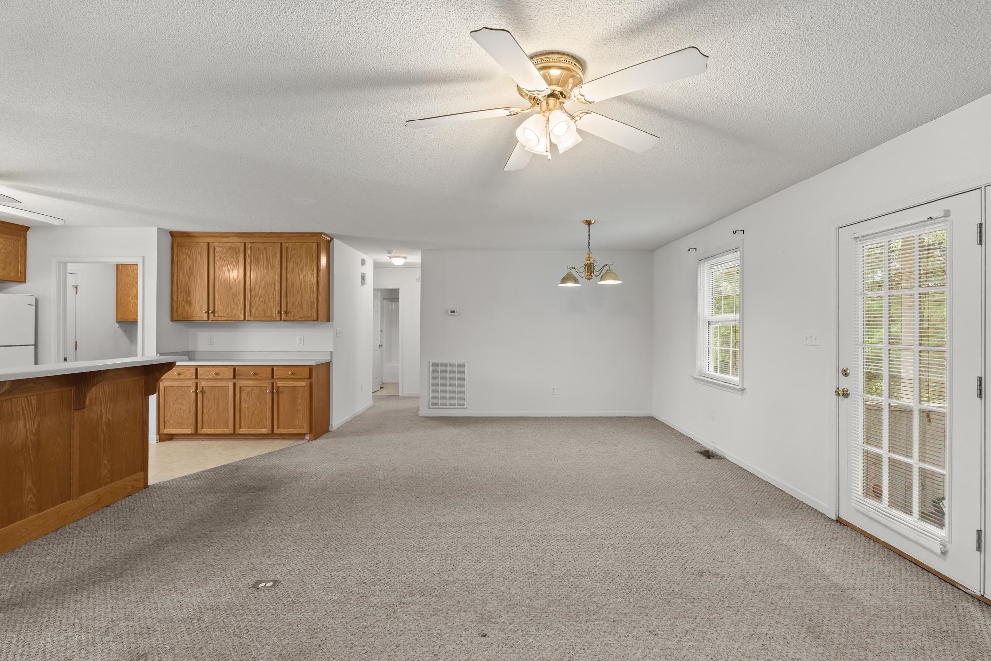 162 Rodeo Drive Gaffney, SC 29340 - Photo 8 of 36 Gallery Image 8