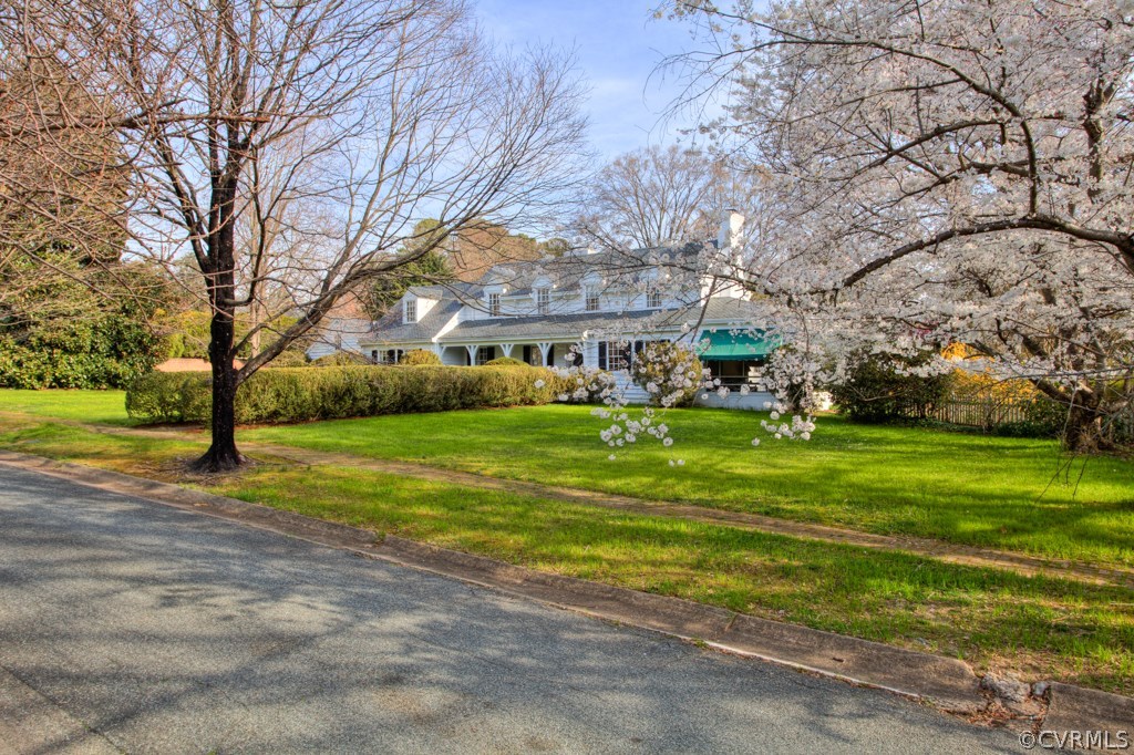4502 Dover Road Richmond, VA 23221 - Photo 3 of 44 Gallery Image 3