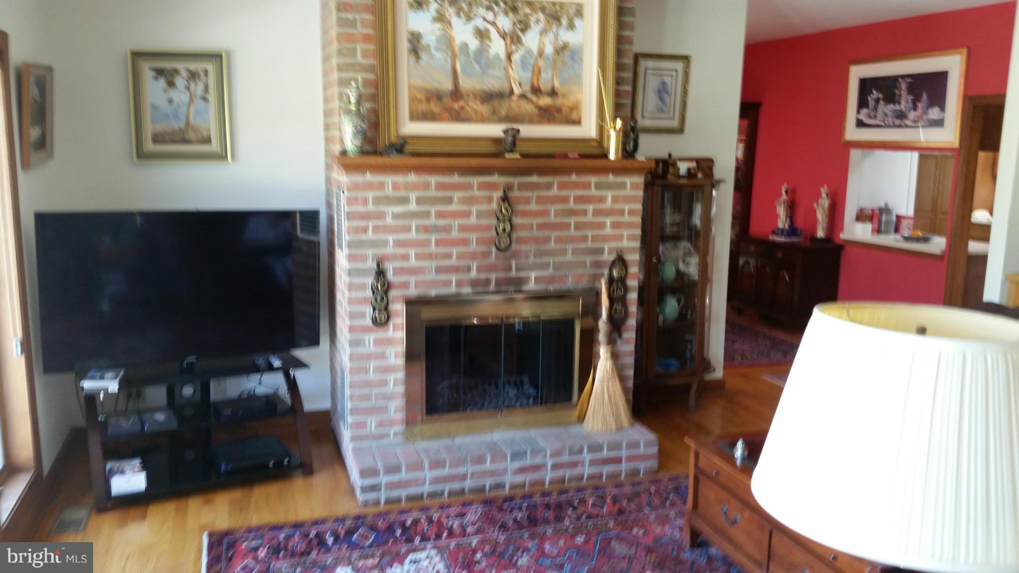 5005 Cherry Point Road Woolford, MD 21677 - Photo 18 of 30 Living Room