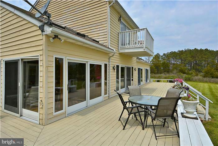 5005 Cherry Point Road Woolford, MD 21677 - Photo 6 of 30 Exterior (Rear)
