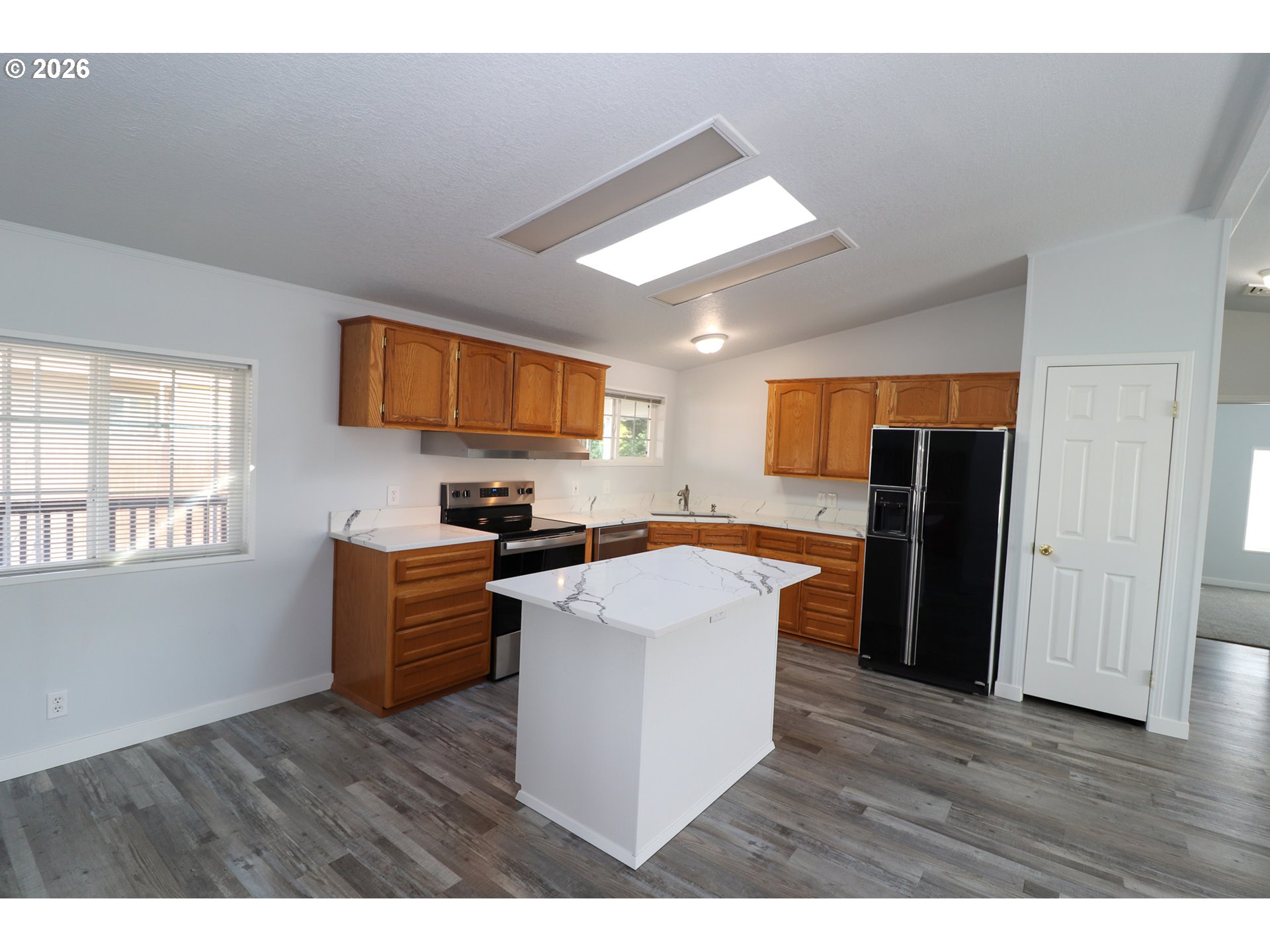 503 South 51st Place Springfield, OR 97478 - Photo 16 of 48