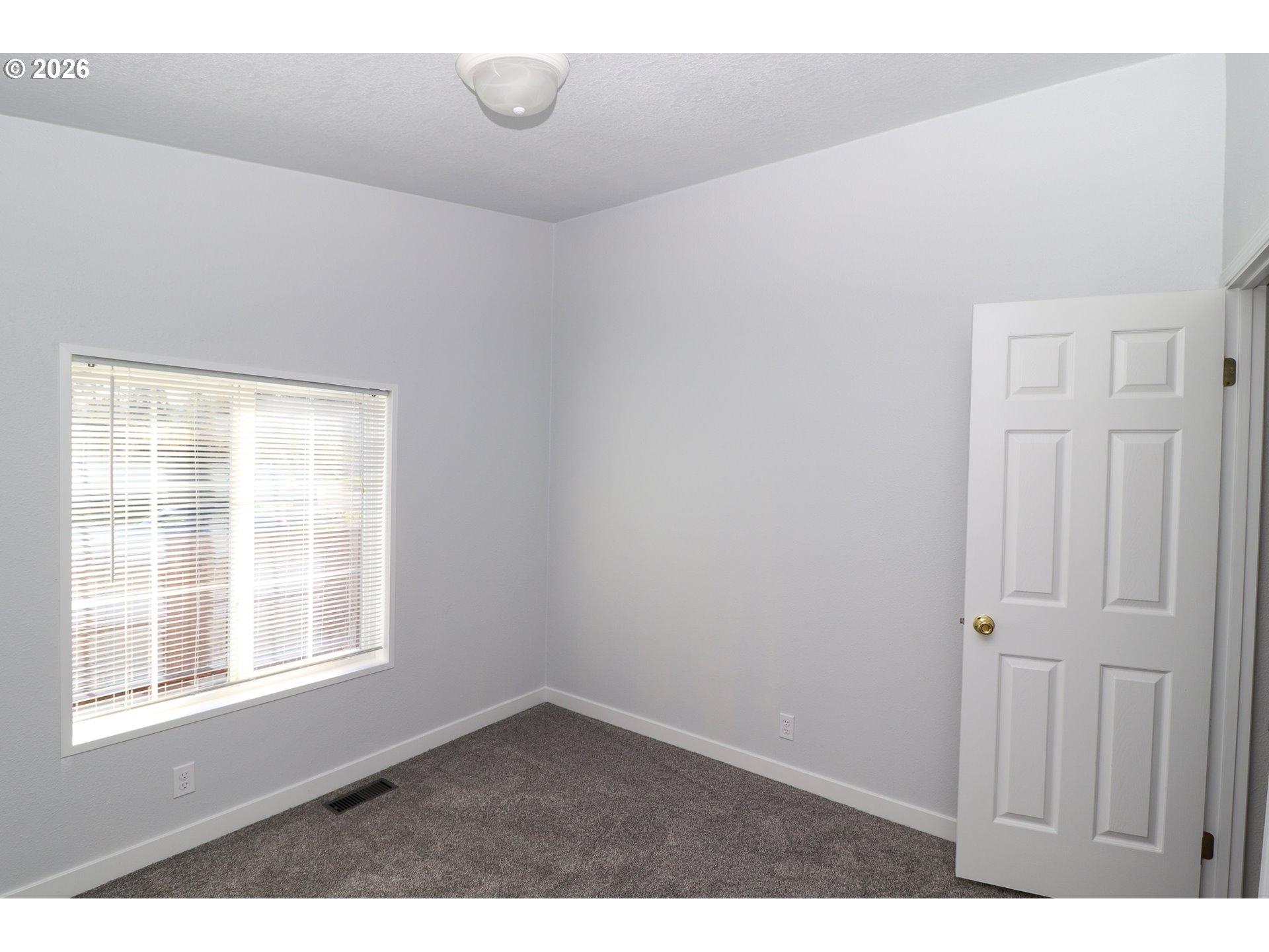 503 South 51st Place Springfield, OR 97478 - Photo 35 of 48