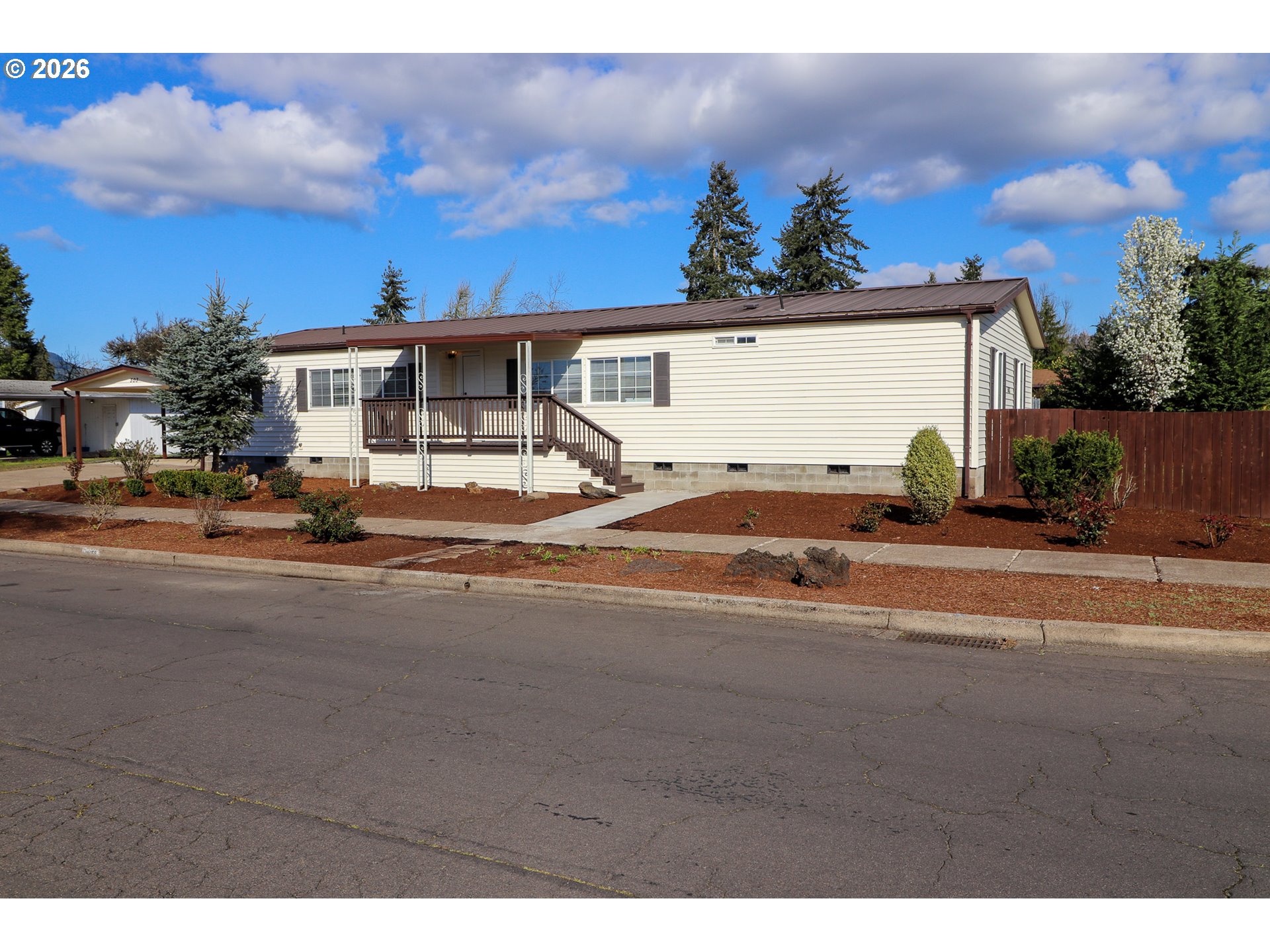 503 South 51st Place Springfield, OR 97478 - Photo 38 of 48