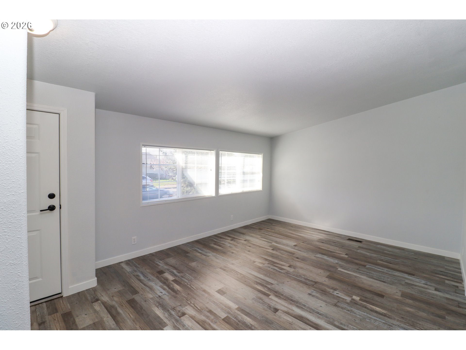 503 South 51st Place Springfield, OR 97478 - Photo 7 of 48