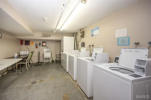 $175,000 | 10367 Oxford Hill Drive, Unit 6, St. Louis, MO 63146