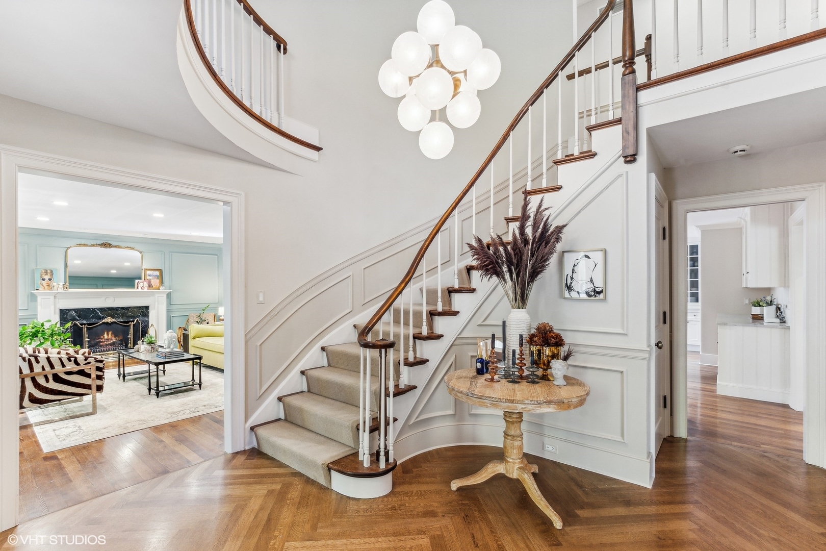 511 Cambridge Lane Lake Bluff, IL 60044 - Photo 4 of 58 a view of entryway livingroom and hall with wooden floor