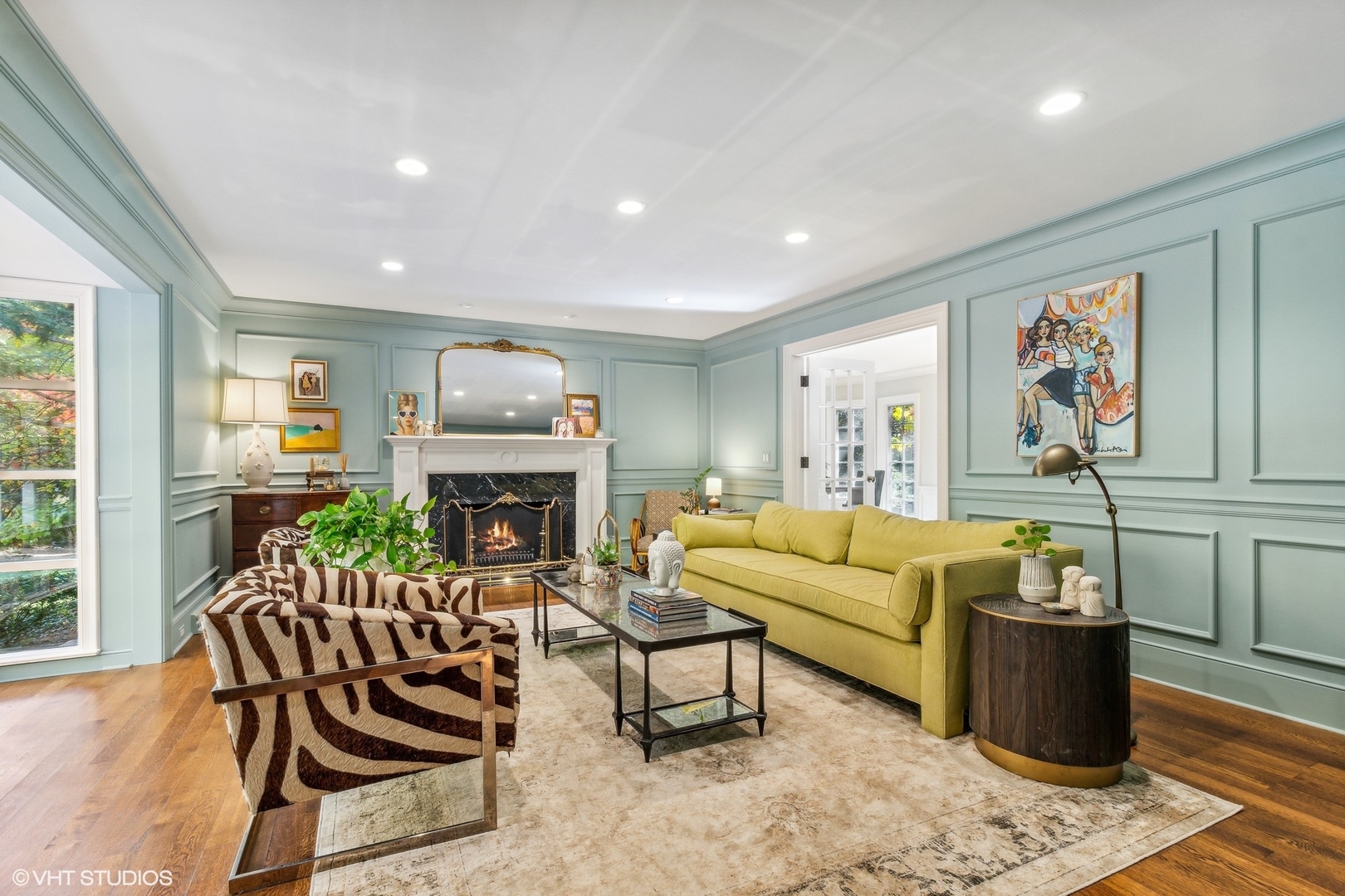 511 Cambridge Lane Lake Bluff, IL 60044 - Photo 6 of 58 a living room with furniture and a fireplace