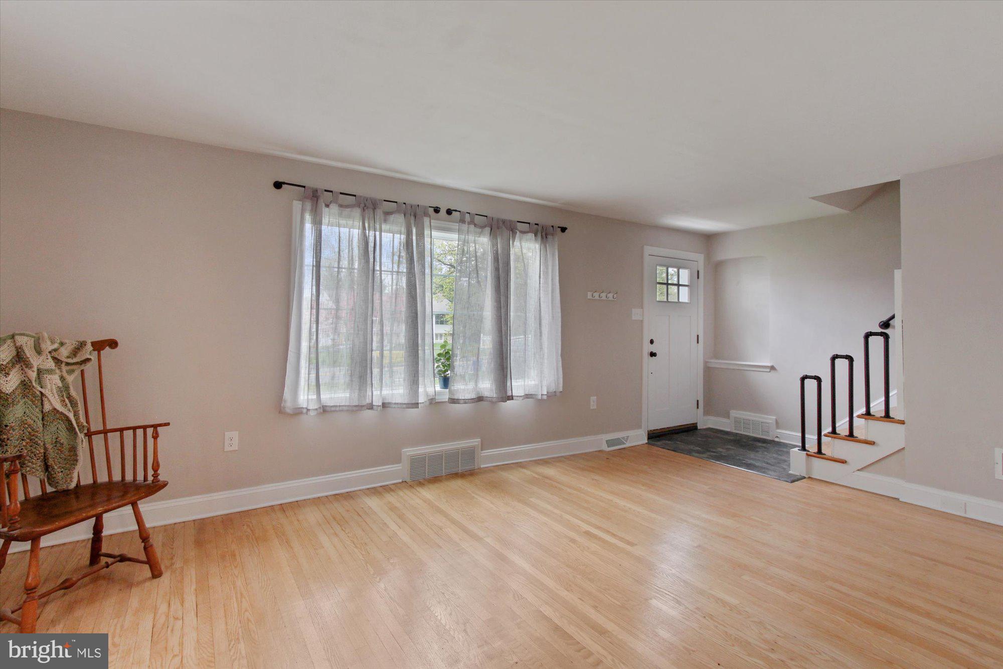 1816 Powder Mill Road York, PA 17402 - Photo 3 of 24