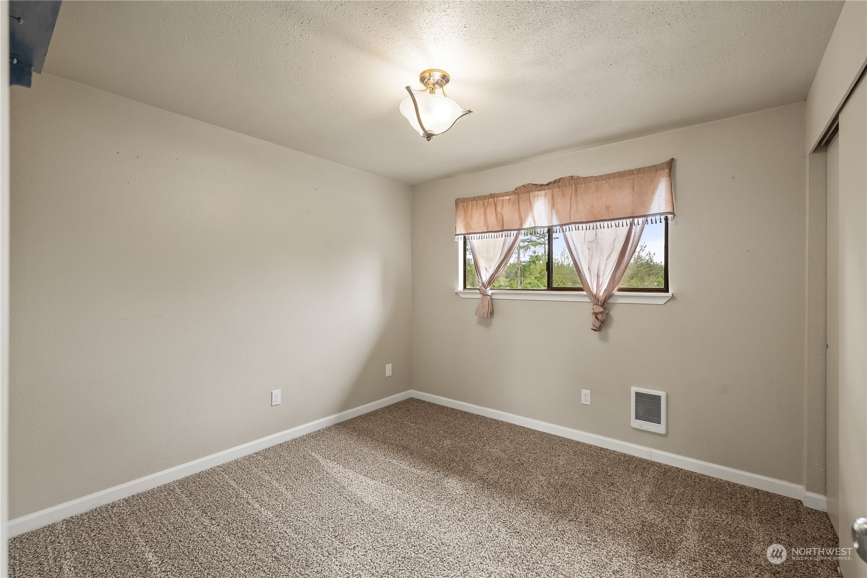 3491 East Agate Road Shelton, WA 98584 - Photo 13 of 33 Gallery Image 13