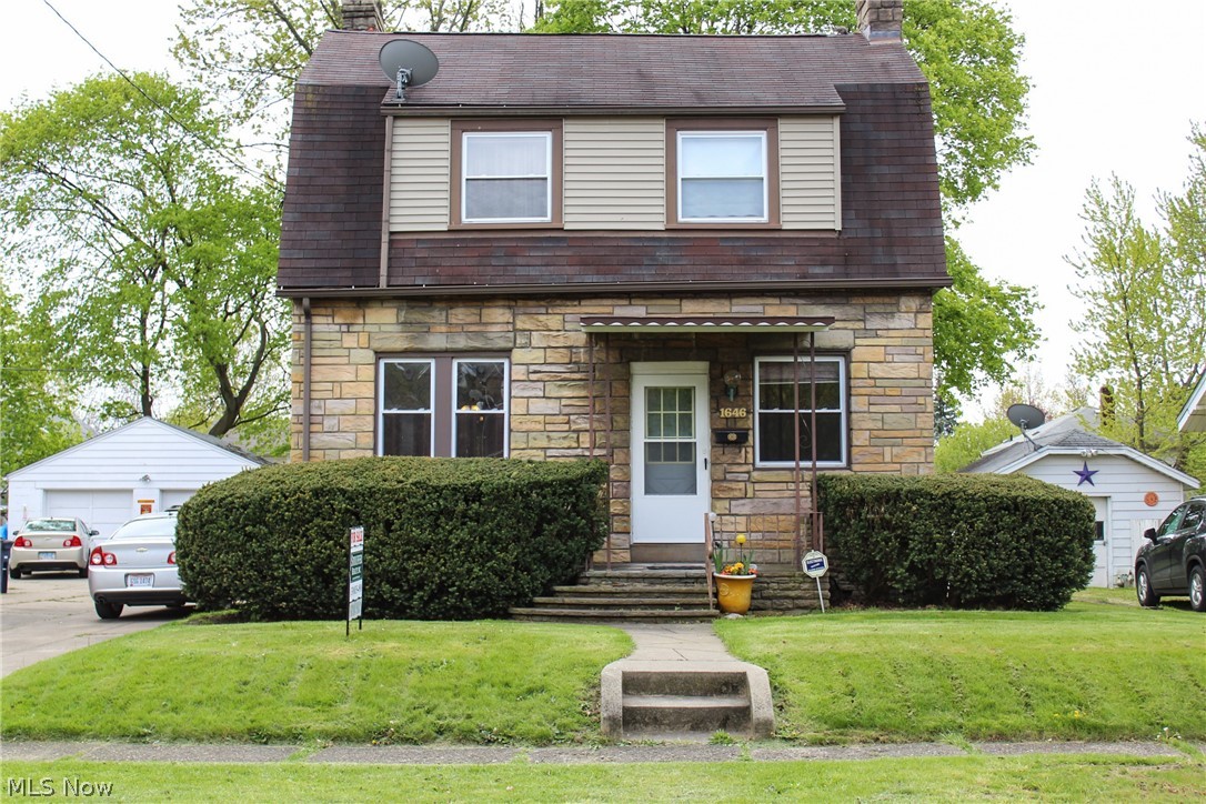 1646 Hampton Road Akron, OH 44305 - Photo 1 of 18