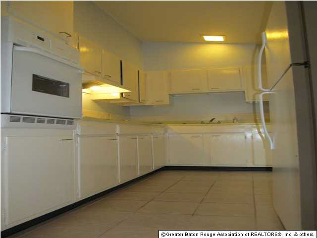 2800 July Street, Unit 42 Baton Rouge, LA 70808 - Photo 6 of 15 Gallery Image 6