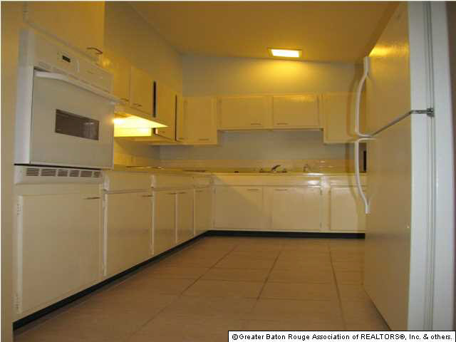 2800 July Street, Unit 42 Baton Rouge, LA 70808 - Photo 7 of 15 Gallery Image 7